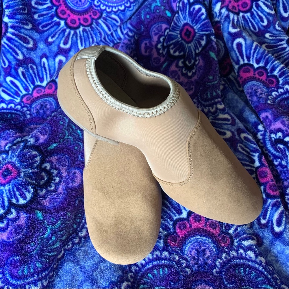 Jazz Shoe for Color Guard, Dance or Drill Team